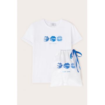 Tricou cu decolteu la baza gatului si imprimeu