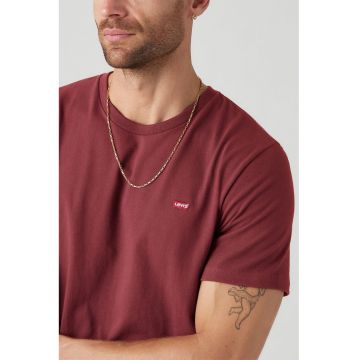 Tricou cu decolteu la baza gatului
