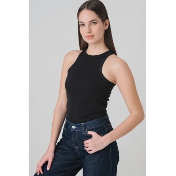Top uni din amestec de bumbac