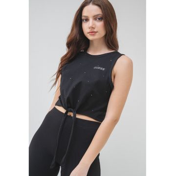 Top crop cu logo discret