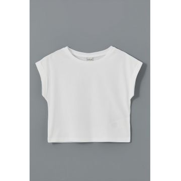 Tricou cu decolteu rotund si maneci rulate