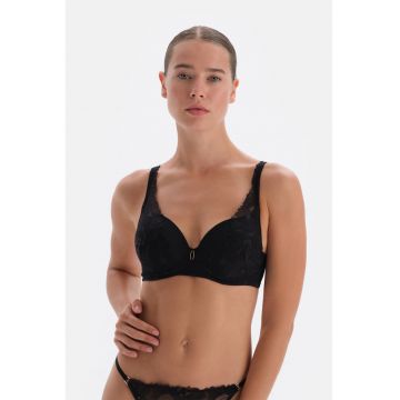 Sutien cu burete si garnituri de dantela
