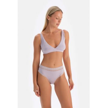 Sutien din amestec de modal cu garnituri din dantela
