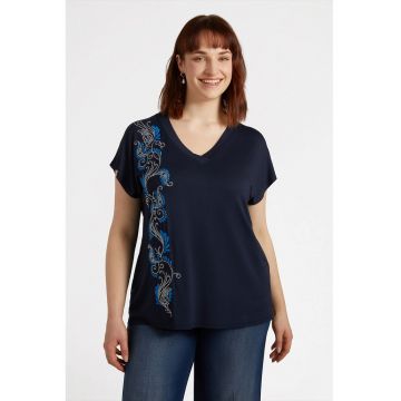 Tricou cu imprimeu si decolteu in V