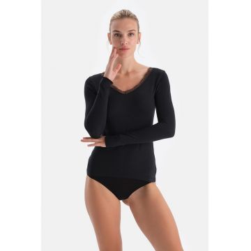 Bluza din micromodal cu decolteu in V
