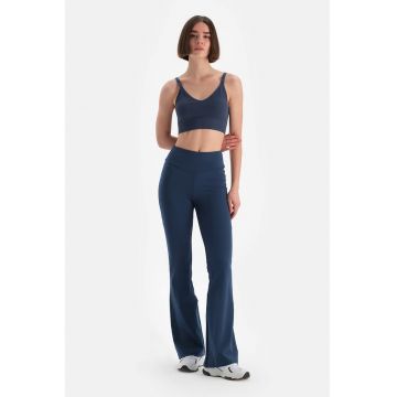 Bustiera cu aspect striat