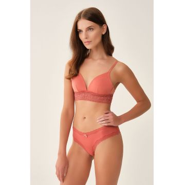 Sutien clasic cu insertii de dantela
