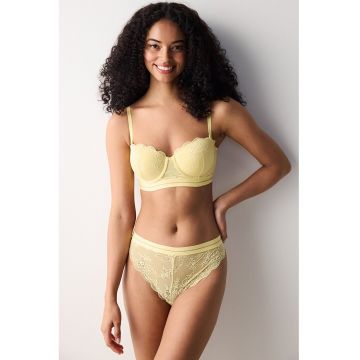 Sutien cu strat exterior de dantela