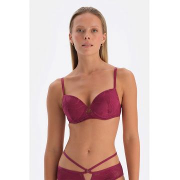 Sutien de dantela cu sustinere metalica