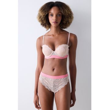 Sutien push-up cu strat exterior din dantela