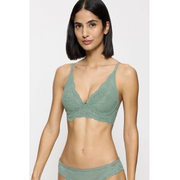 Sutien din dantela cu cupe triunghiulare