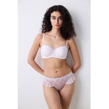 Sutien in carouri cu garnituri de dantela