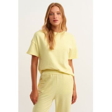 Tricou cu decolteu rotund