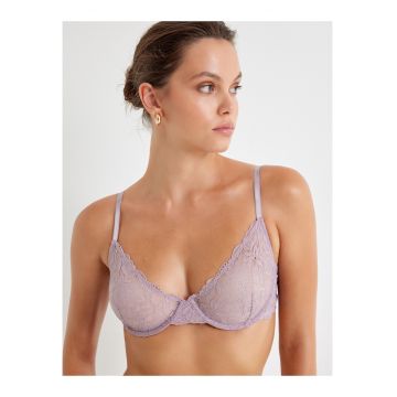 Sutien cu model floral si dantela