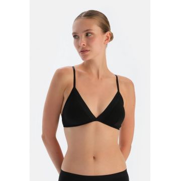 Sutien triunghiular cu burete