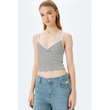 Top crop cu decolteu in V si model in dungi