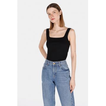 Top slim-fit cu model uni