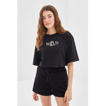 Tricou crop cu imprimeu