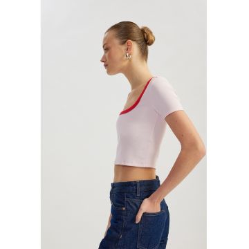Tricou crop din amestec de bumbac cu decolteu rotund