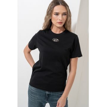 Tricou cu decolteu la baza gatului si detaliu logo