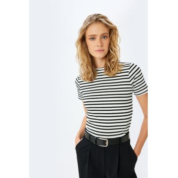Tricou cu dungi