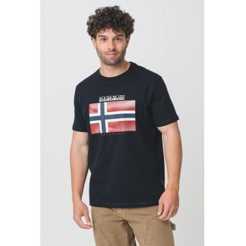 Tricou cu imprimeu logo si decolteu la baza gatului