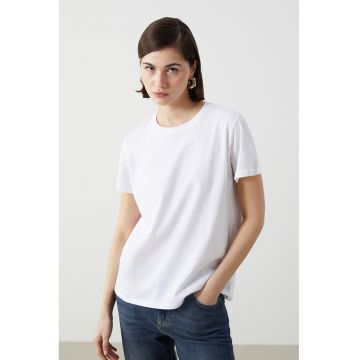 Tricou cu model uni si decolteu rotund