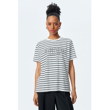 Tricou in dungi cu strasuri