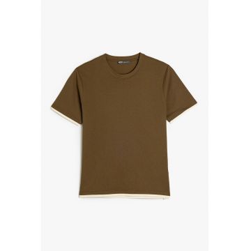 Tricou lejer din bumbac cu decolteu la baza gatului