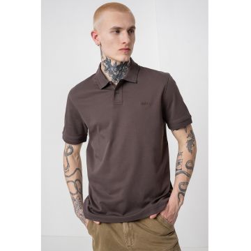 Tricou polo cu logo brodat