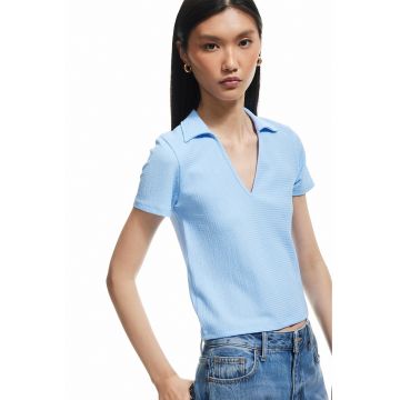 Tricou regular fit cu decolteu in V