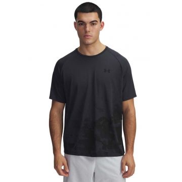 Tricou cu decolteu la baza gatului pentru fitness