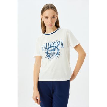 Tricou cu imprimeu grafic