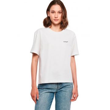 Tricou cu imprimeu pe partea din spate si decolteu la baza gatului