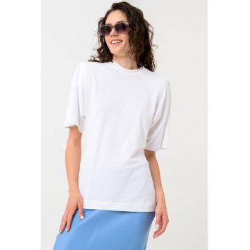 Tricou cu umeri intariti