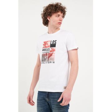 Tricou elastic cu model grafic