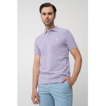 Tricou polo cu logo discret