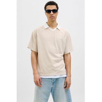 Tricou polo lejer cu maneci raglan