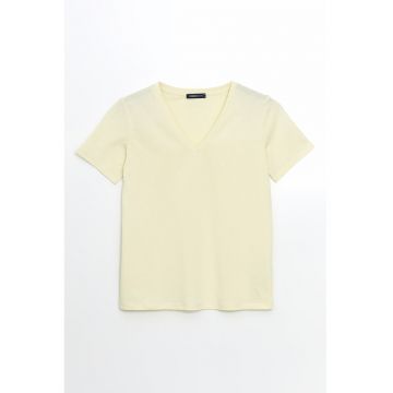 Tricou uni cu decolteu in V