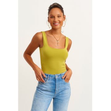 Top uni cu decolteu patrat - Verde -