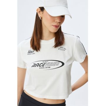 Tricou crop cu imprimeu
