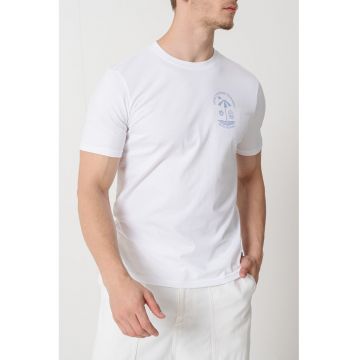 Tricou cu decolteu la baza gatului si logo