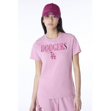 Tricou cu decolteu la baza gatului si logo brodat