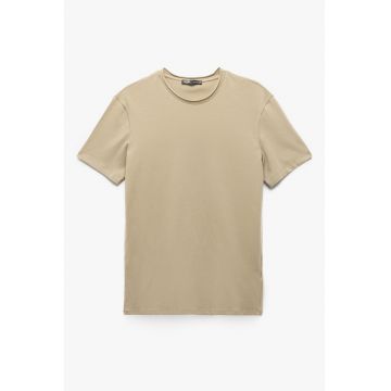 Tricou cu decolteu rotund
