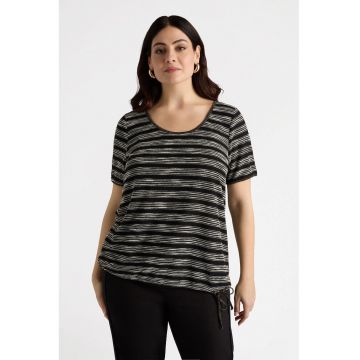 Tricou cu decolteu rotund - dungi si funda