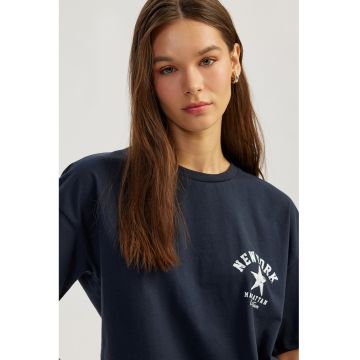 Tricou cu imprimeu pe spate