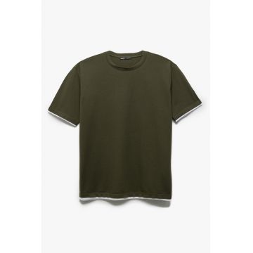 Tricou din bumbac cu decolteu la baza gatului