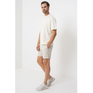 Tricou lejer cu imprimeu text