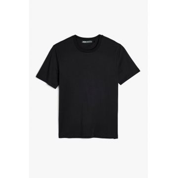 Tricou uni cu decolteu la baza gatului