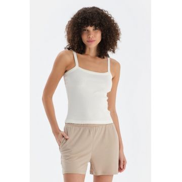 Top elastic cu decolteu patrat
